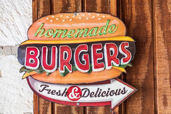 Wilson, Emily M. 아티스트의 Bandera-Texas-USA-Sign for homemade burgers in the Texas Hill Country작품입니다.